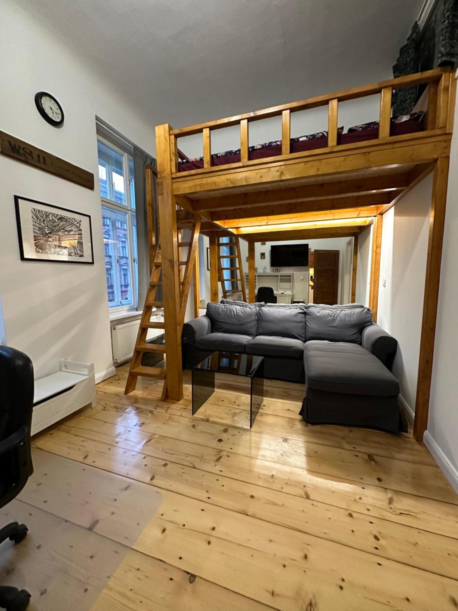 Cozy New Loft Apartment Prague Luaran gambar